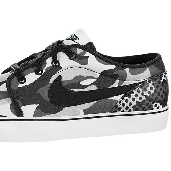 nike toki low txt print